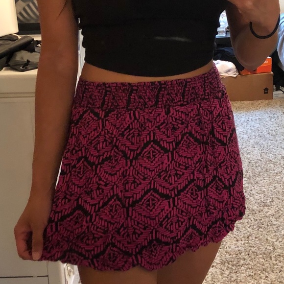 Pink/Black Tribal Print Mini Skirt - Picture 2 of 2
